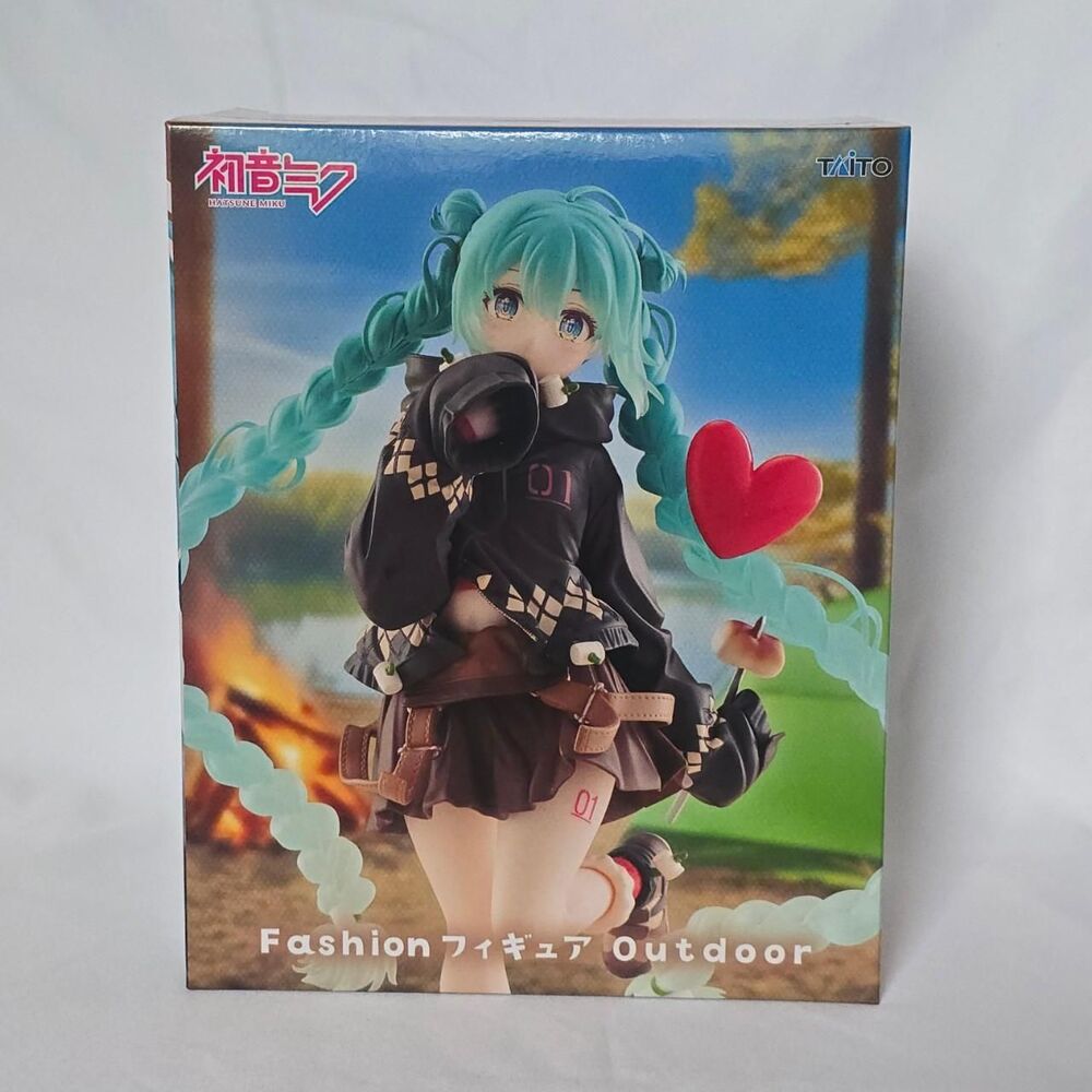 Hatsune Miku Outdoor Fashion Figure